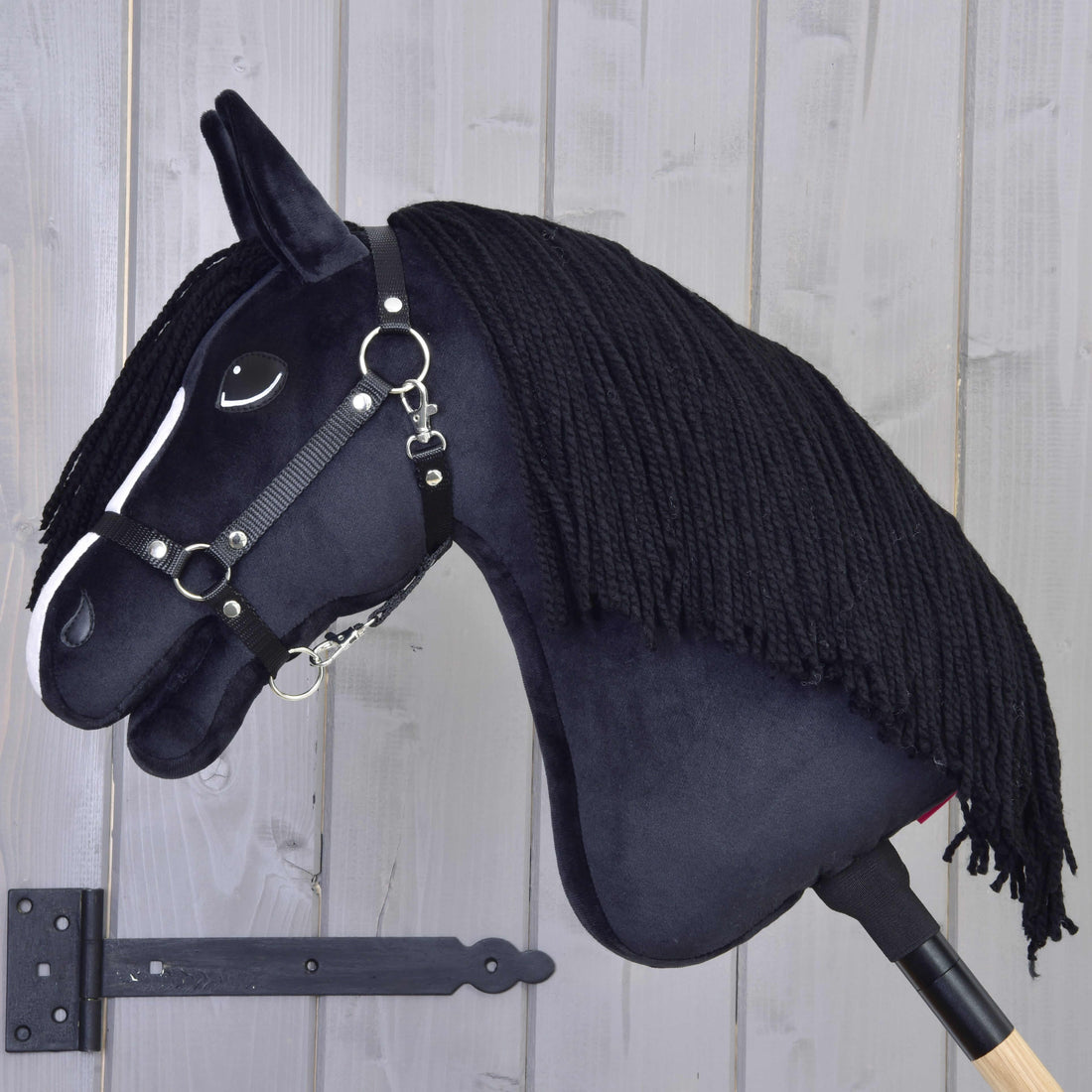 Hobby Horse Freya med sort grime