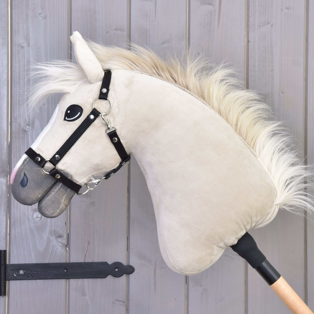 Hobby Horse Pixie med sort grime