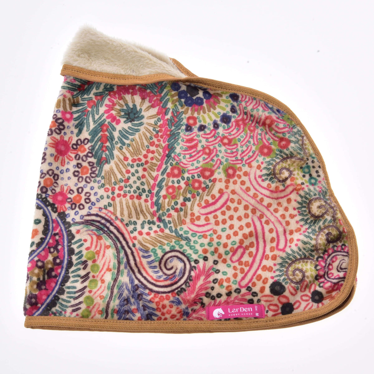 A vibrant, paisley-patterned Blanket Jungle hood by Hobby Horse LarDen features beige trim, a soft cream interior, and is shown flat on a white background. A pink label with the brand name adds style for horse training or protection.