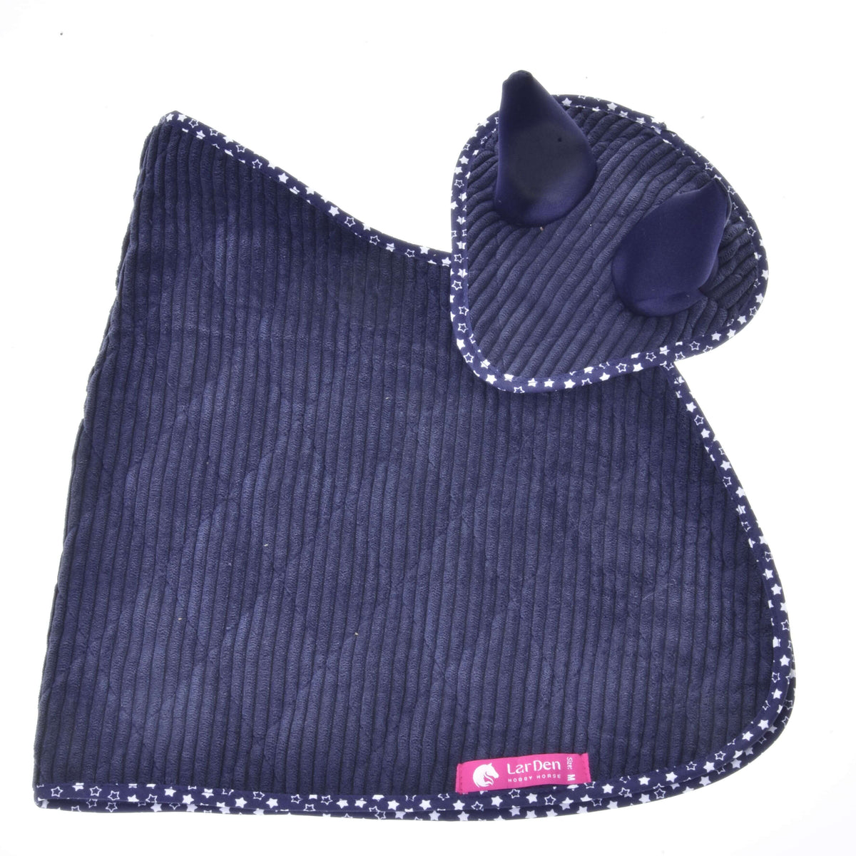 The Set Manchester Blue Star by Hobby Horse LarDen is a dark blue, ribbed, square blanket with a star-patterned border and two raised corner ears—ideal as an ear bonnet for your Hobby Horse. A pink LarDen label is sewn on the bottom edge.